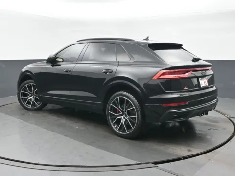 More photos of 2020 Audi Q8 55 Premium Plus at Gravity Autos Chicago, IL