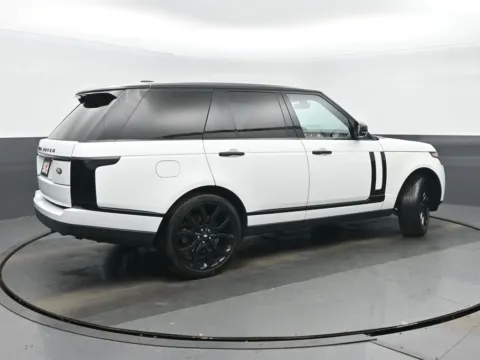 Another view of 2014 Land Rover Range Rover 3.0L V6 Supercharged HSE for sale in Highland Park, IL at Gravity Autos Chicago