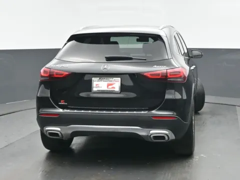 More photos of 2022 Mercedes-Benz GLA 250 at Gravity Autos Chicago, IL