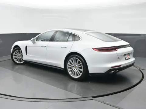 More photos of 2017 Porsche Panamera 4S at Gravity Autos Chicago, IL