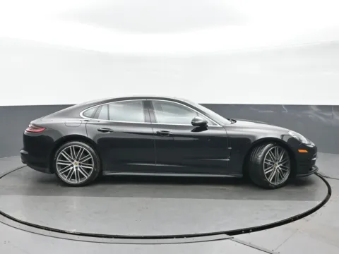 Photos of 2018 Porsche Panamera 4S for sale in Highland Park, IL at Gravity Autos Chicago