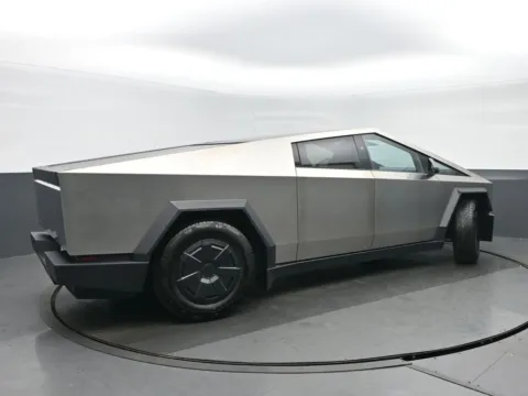 Another view of 2024 Tesla Cybertruck for sale in Highland Park, IL at Gravity Autos Chicago