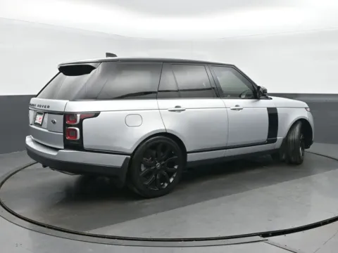 Another view of 2020 Land Rover Range Rover HSE for sale in Highland Park, IL at Gravity Autos Chicago