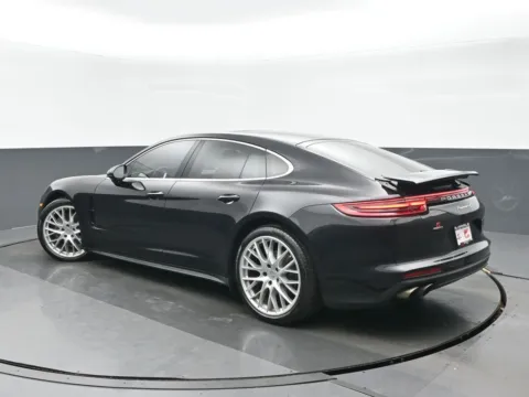 More photos of 2018 Porsche Panamera 4S at Gravity Autos Chicago, IL