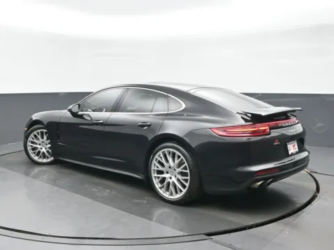 More photos of 2018 Porsche Panamera 4S at Gravity Autos Chicago, IL