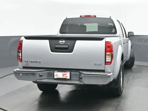 More photos of 2016 Nissan Frontier S at Gravity Autos Chicago, IL