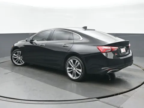 More photos of 2022 Chevrolet Malibu Premier at Gravity Autos Chicago, IL