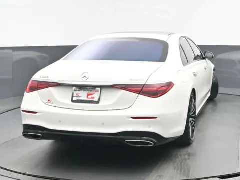 More photos of 2023 Mercedes-Benz S-Class S 580 at Gravity Autos Chicago, IL
