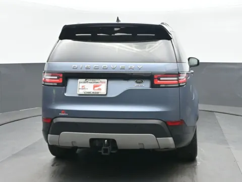 More photos of 2018 Land Rover Discovery HSE at Gravity Autos Chicago, IL