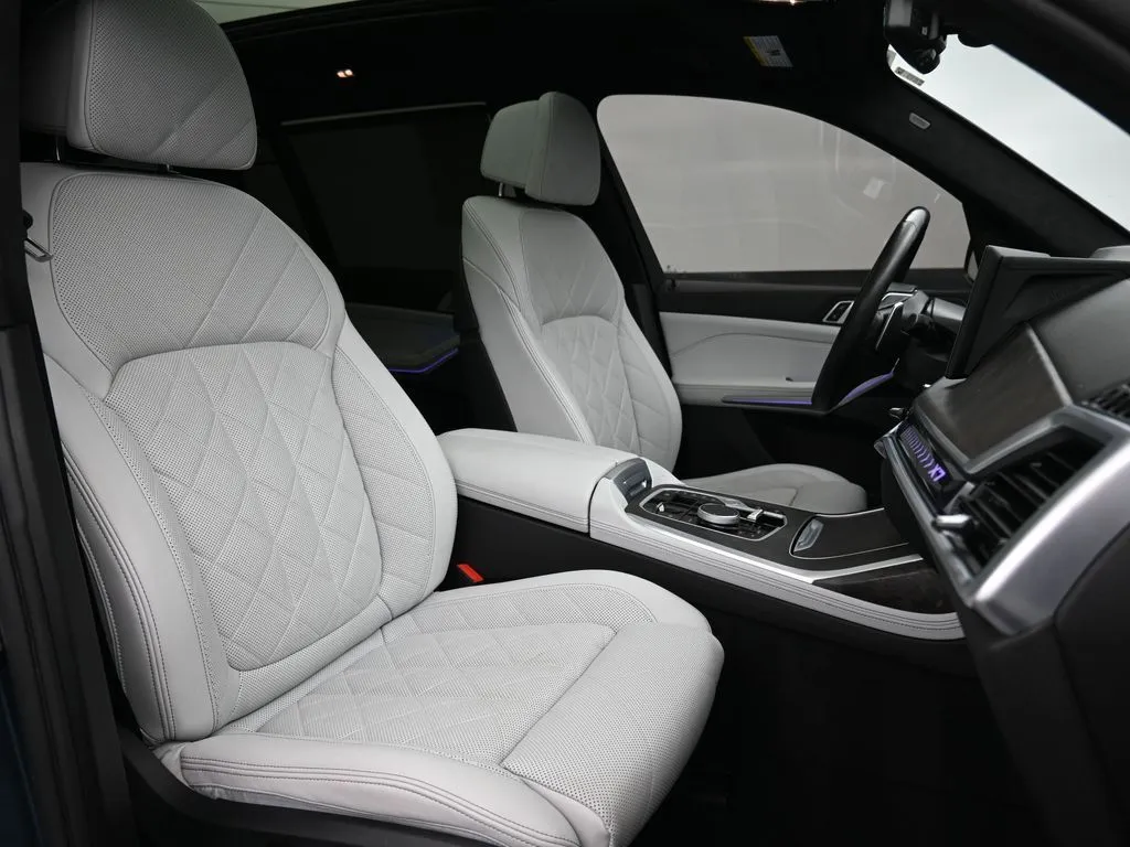2023 BMW X7 40i - Photo 30