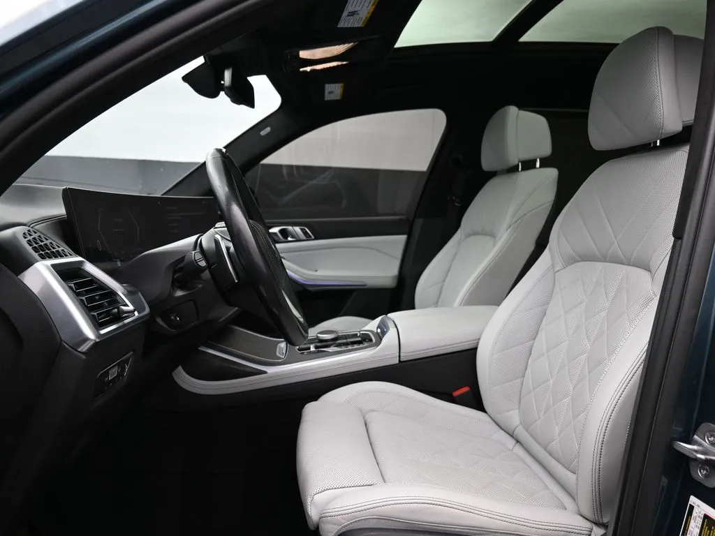 2023 BMW X7 40i - Photo 10