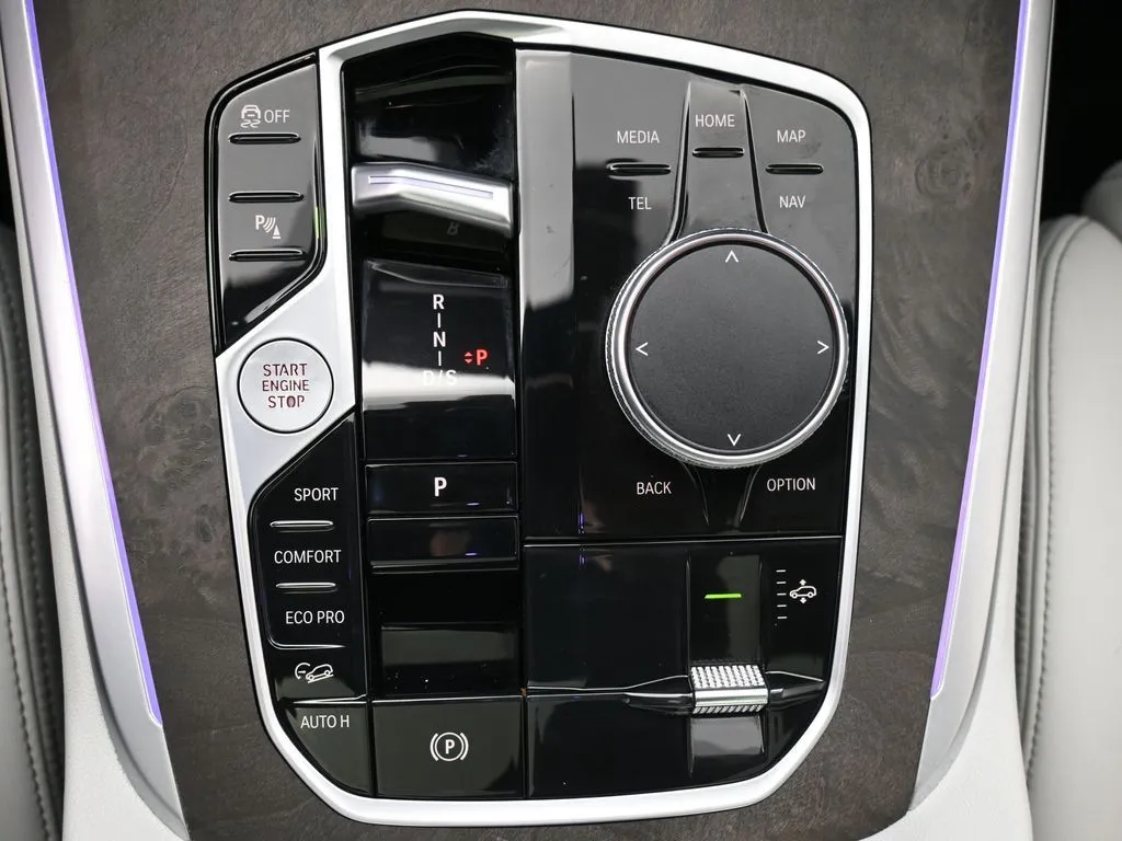 2023 BMW X7 40i - Photo 19