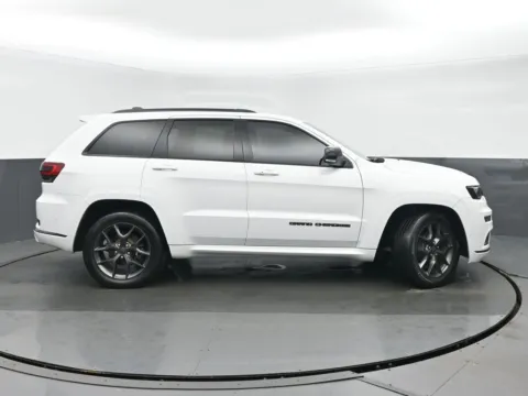 Photos of 2019 Jeep Grand Cherokee Limited X for sale in Highland Park, IL at Gravity Autos Chicago