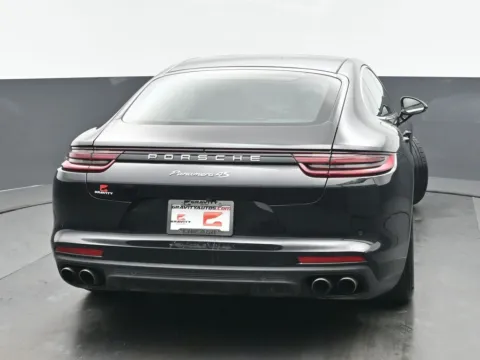 More photos of 2018 Porsche Panamera 4S at Gravity Autos Chicago, IL