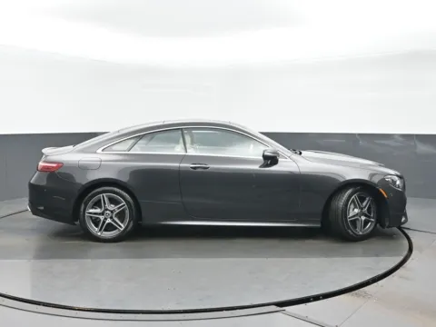 Photos of 2022 Mercedes-Benz E-Class E 450 for sale in Highland Park, IL at Gravity Autos Chicago