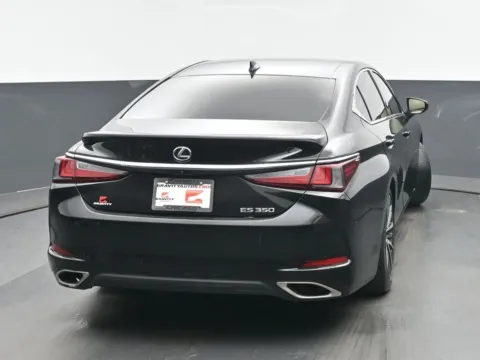 More photos of 2023 Lexus ES 350 at Gravity Autos Chicago, IL