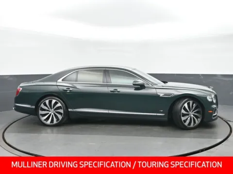 Photos of 2022 Bentley Flying Spur V8 for sale in Highland Park, IL at Gravity Autos Chicago
