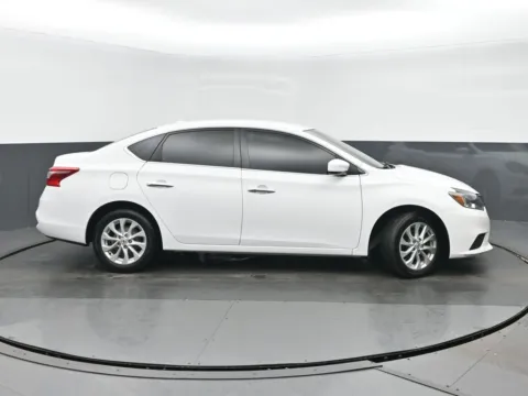 Photos of 2019 Nissan Sentra SV for sale in Highland Park, IL at Gravity Autos Chicago