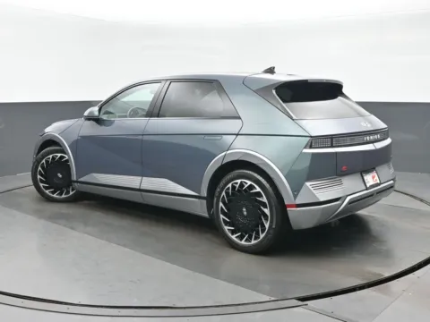 More photos of 2022 Hyundai IONIQ 5 Limited at Gravity Autos Chicago, IL