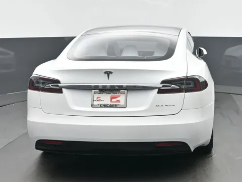 More photos of 2020 Tesla Model S Long Range Plus at Gravity Autos Chicago, IL
