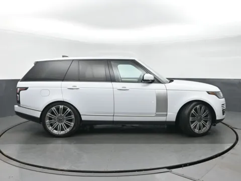 Photos of 2019 Land Rover Range Rover HSE for sale in Highland Park, IL at Gravity Autos Chicago