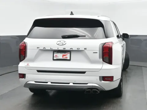 More photos of 2021 Hyundai Palisade Calligraphy at Gravity Autos Chicago, IL