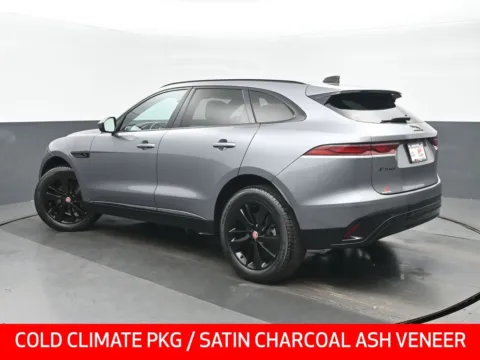 More photos of 2022 Jaguar F-PACE P250 S at Gravity Autos Chicago, IL