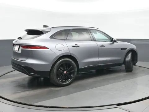 Another view of 2022 Jaguar F-PACE P250 S for sale in Highland Park, IL at Gravity Autos Chicago
