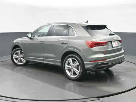 More photos of 2020 Audi Q3 Premium S line at Gravity Autos Chicago, IL