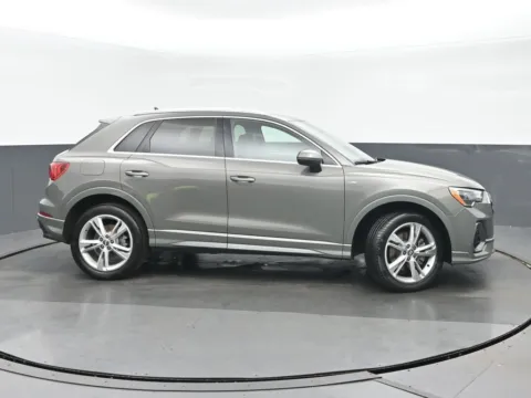 Photos of 2020 Audi Q3 Premium S line for sale in Highland Park, IL at Gravity Autos Chicago