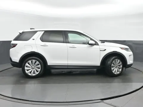 Photos of 2020 Land Rover Discovery Sport SE for sale in Highland Park, IL at Gravity Autos Chicago