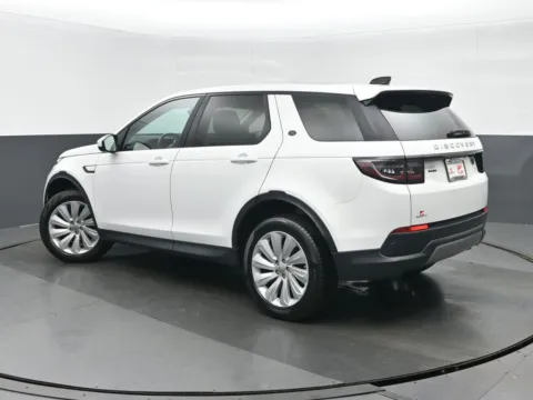 More photos of 2020 Land Rover Discovery Sport SE at Gravity Autos Chicago, IL