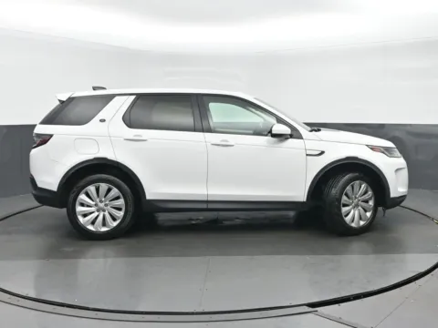 Photos of 2020 Land Rover Discovery Sport SE for sale in Highland Park, IL at Gravity Autos Chicago