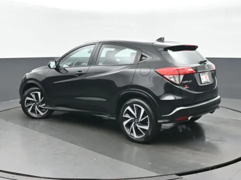 More photos of 2019 Honda HR-V Sport at Gravity Autos Chicago, IL