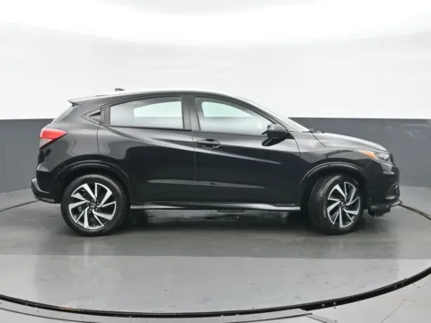 Photos of 2019 Honda HR-V Sport for sale in Highland Park, IL at Gravity Autos Chicago