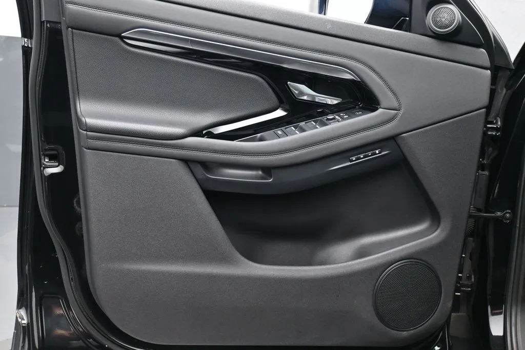 2020 Land Rover Range Rover Evoque SE - Photo 9