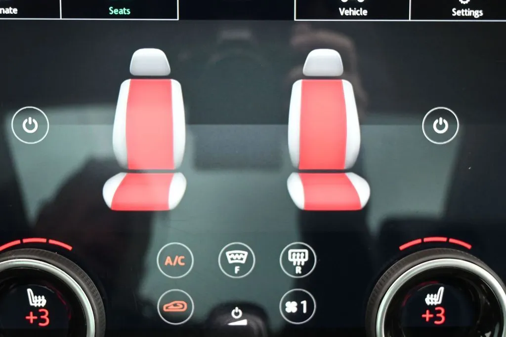 2020 Land Rover Range Rover Evoque SE - Photo 17