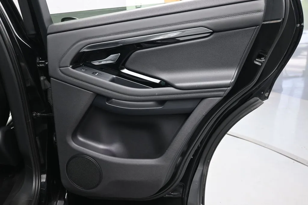 2020 Land Rover Range Rover Evoque SE - Photo 24
