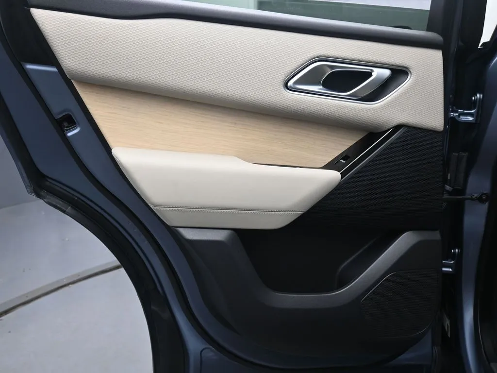 2023 Land Rover Range Rover Velar S - Photo 20