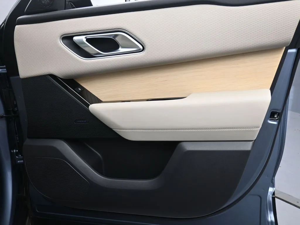 2023 Land Rover Range Rover Velar S - Photo 26