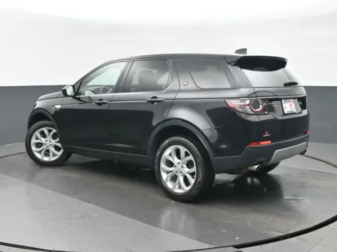 More photos of 2018 Land Rover Discovery Sport HSE at Gravity Autos Chicago, IL
