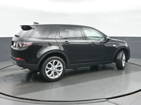 Another view of 2018 Land Rover Discovery Sport HSE for sale in Highland Park, IL at Gravity Autos Chicago