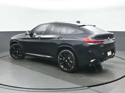 More photos of 2023 BMW X4 xDrive30i at Gravity Autos Chicago, IL