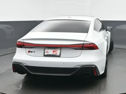 More photos of 2022 Audi RS 7 4.0T at Gravity Autos Chicago, IL