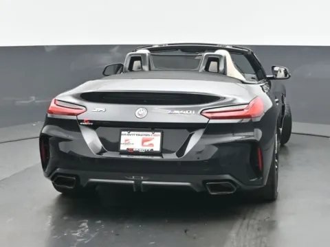 More photos of 2023 BMW Z4 sDrive M40i at Gravity Autos Chicago, IL