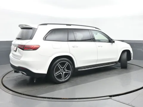 Another view of 2022 Mercedes-Benz GLS 450 for sale in Highland Park, IL at Gravity Autos Chicago