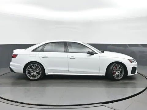 Photos of 2020 Audi S4 3.0T Prestige for sale in Highland Park, IL at Gravity Autos Chicago