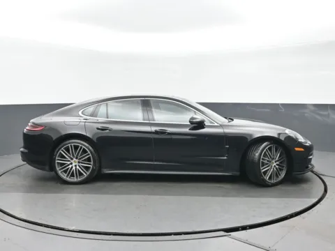 Photos of 2018 Porsche Panamera 4S for sale in Highland Park, IL at Gravity Autos Chicago