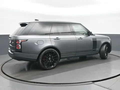Another view of 2019 Land Rover Range Rover 5.0L V8 Supercharged for sale in Highland Park, IL at Gravity Autos Chicago