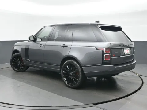 More photos of 2019 Land Rover Range Rover 5.0L V8 Supercharged at Gravity Autos Chicago, IL